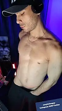 Snapshot of sexyboycolombi4 chatting on 03/10/25, 10:59 sexyboycolombi4 online show from 03/10/25, 10:59