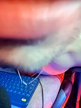 sexyboycolombi4 online show from 10/19/25, 05:30