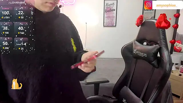 Amy joones online show from 02/12/25, 01:16