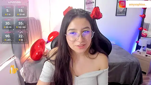 Amy joones online show from 02/12/25, 04:22