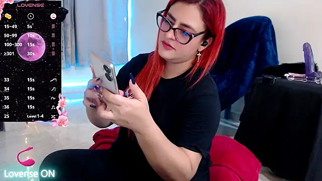 violetaredbitch online show from 02/20/25, 10:48