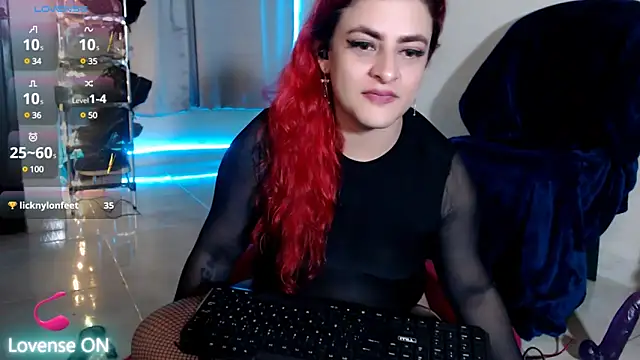 violetaredbitch online show from 03/02/25, 09:31