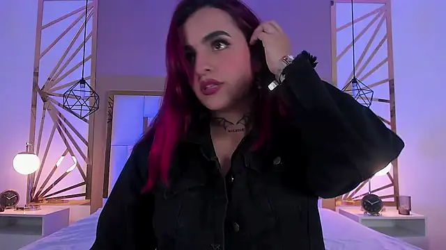 Snapshot of valeriee_millerr_ chatting on 12/20/24, 06:24 valeriee millerr online show from 12/20/24, 06:24
