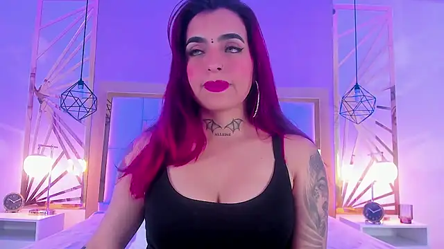 Snapshot of valeriee_millerr_ chatting on 12/31/24, 12:36 valeriee millerr online show from 12/31/24, 12:36