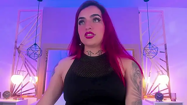 Snapshot of valeriee_millerr_ chatting on 01/03/25, 06:14 valeriee millerr online show from 01/03/25, 06:14