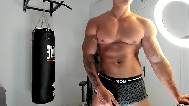 Snapshot of dan01_ chatting on 11/16/25, 07:19 dan01 online show from 11/16/25, 07:19