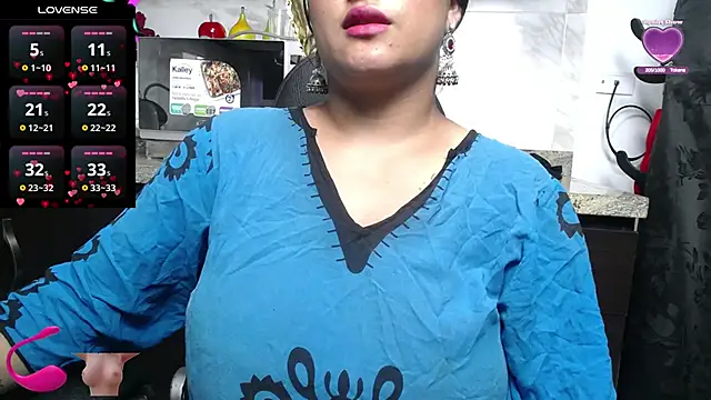Snapshot of kalpanaaishaa chatting on 02/15/25, 04:34 kalpanaaishaa online show from 02/15/25, 04:34