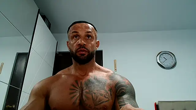 Magnificmuscles89 online show from 11/04/25, 08:41