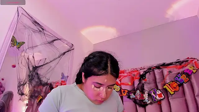 NikyBrookss online show from 10/29/25, 10:50