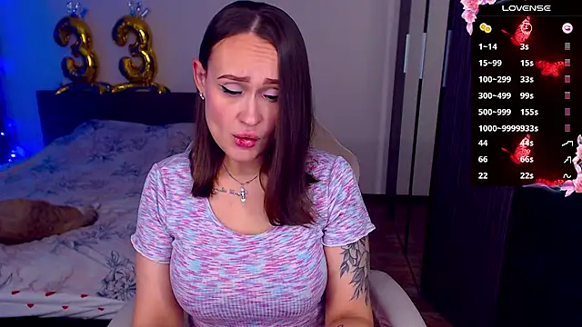 Cutie-Melanie online show from 11/16/25, 04:23