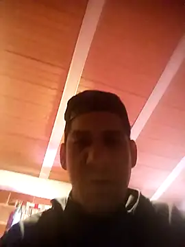 Snapshot of Elvergon3456 chatting on 09/19/25, 11:55 Elvergon3456 online show from 09/19/25, 11:55