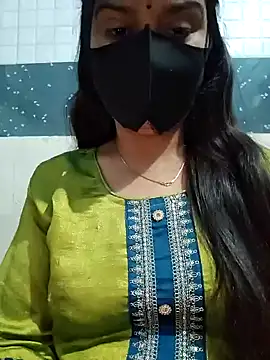 Snapshot of Aishwaryaa_69 chatting on 02/06/25, 05:14 Aishwaryaa 69 online show from 02/06/25, 05:14