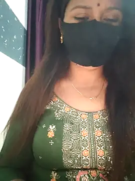 Snapshot of Aishwaryaa_69 chatting on 02/27/25, 06:18 Aishwaryaa 69 online show from 02/27/25, 06:18