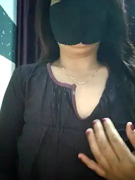 Snapshot of Aishwaryaa_69 chatting on 02/28/25, 12:42 Aishwaryaa 69 online show from 02/28/25, 12:42