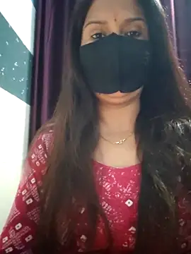 Snapshot of Aishwaryaa_69 chatting on 03/01/25, 11:39 Aishwaryaa 69 online show from 03/01/25, 11:39