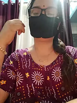 Snapshot of Aishwaryaa_69 chatting on 09/16/25, 02:56 Aishwaryaa 69 online show from 09/16/25, 02:56