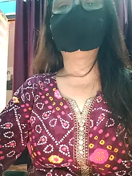 Snapshot of Aishwaryaa_69 chatting on 09/19/25, 06:48 Aishwaryaa 69 online show from 09/19/25, 06:48