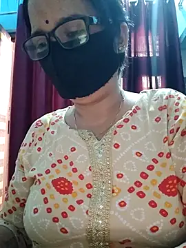 Snapshot of Aishwaryaa_69 chatting on 09/29/25, 07:35 Aishwaryaa 69 online show from 09/29/25, 07:35