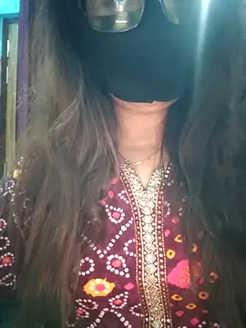 Snapshot of Aishwaryaa_69 chatting on 10/05/25, 04:00 Aishwaryaa 69 online show from 10/05/25, 04:00