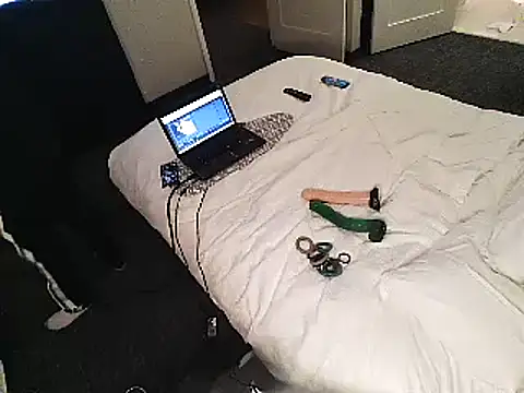 Snapshot of Jacknjimmyjohn chatting on 12/11/24, 12:55 Jacknjimmyjohn online show from 12/11/24, 12:55