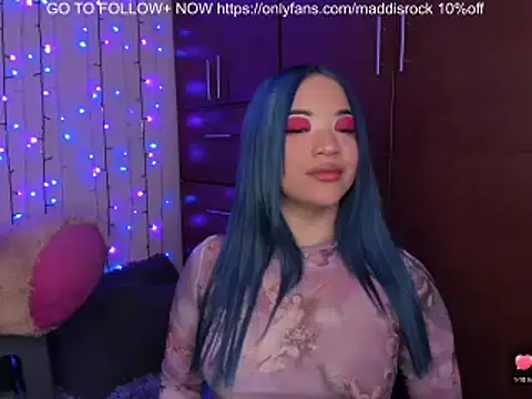 Snapshot of MaddisRock chatting on 02/12/25, 04:00 MaddisRock online show from 02/12/25, 04:00