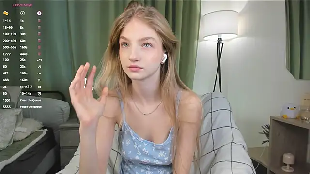 YuNabif online show from 10/25/25, 07:05