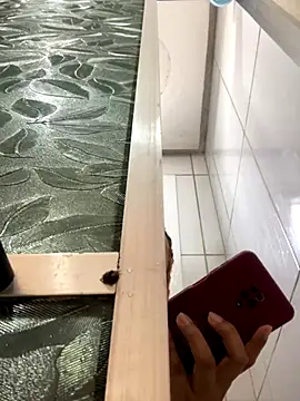 MaryAlbuquerque online show from 11/05/25, 05:35