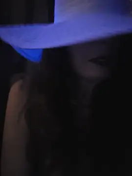 Avaivory online show from 11/03/25, 09:21