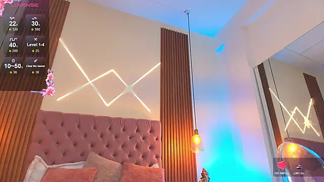 Snapshot of Sophia_turneer chatting on 10/19/25, 09:48 Sophia turneer online show from 10/19/25, 09:48