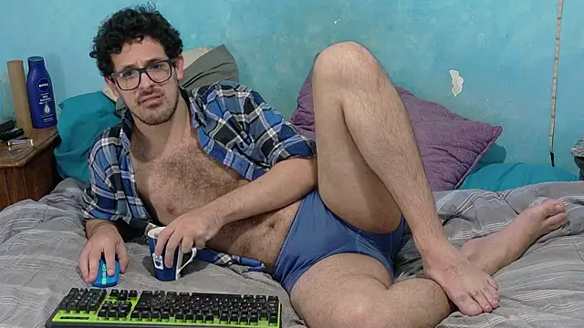 Snapshot of Morpheus-the-oniro chatting on 10/28/25, 04:27 Morpheus-the-oniro online show from 10/28/25, 04:27