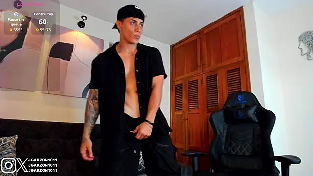 Snapshot of _joansoto chatting on 11/24/25, 04:40 joansoto online show from 11/24/25, 04:40