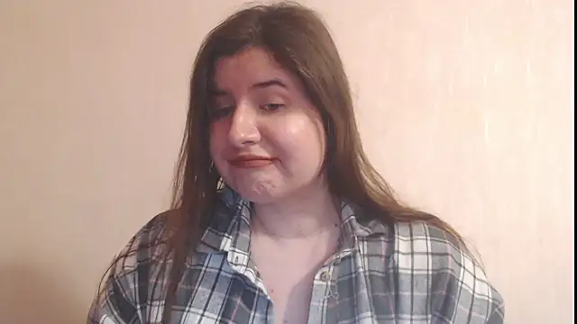 Snapshot of 8846f chatting on 12/22/24, 01:23 8846f online show from 12/22/24, 01:23