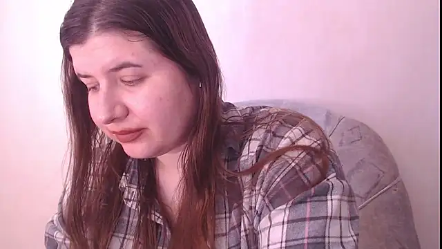 Snapshot of 8846f chatting on 03/20/25, 10:43 8846f online show from 03/20/25, 10:43