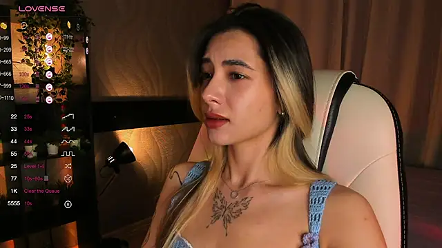 DarlaLike online show from 11/05/25, 03:39