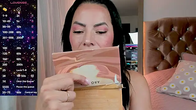 veronika naughty online show from 12/10/24, 02:28