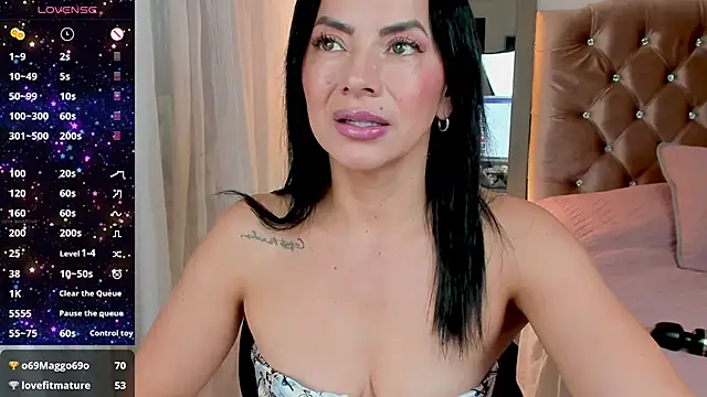 veronika naughty online show from 12/10/24, 05:33