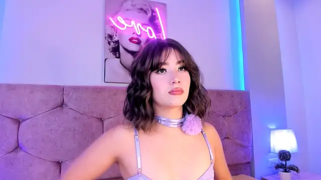 lunar leen online show from 01/12/25, 02:52