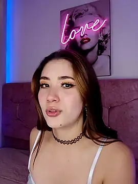 lunar leen online show from 02/12/25, 11:09