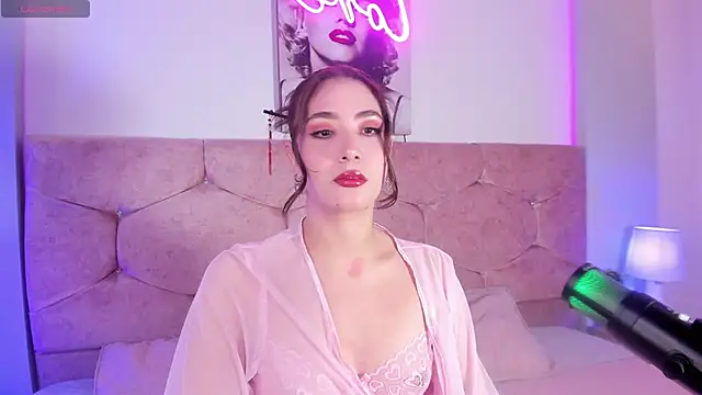 lunar leen online show from 03/18/25, 06:26