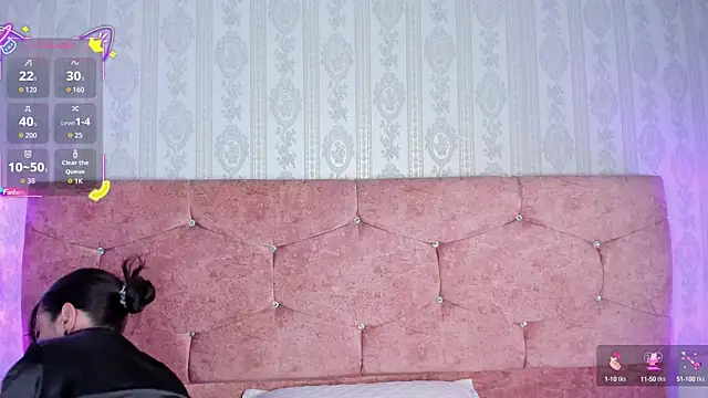 lunar leen online show from 09/11/25, 04:40