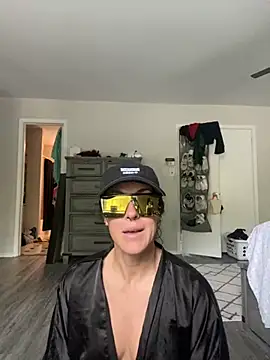 mrs  unknown online show from 10/12/25, 04:28