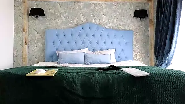 Blanca1 online show from 11/11/25, 10:26