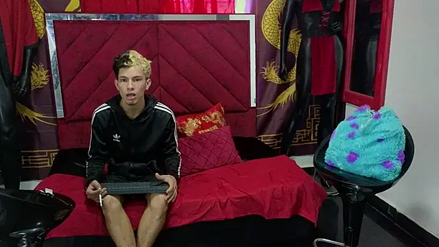 naughty boys13 online show from 09/15/25, 01:22