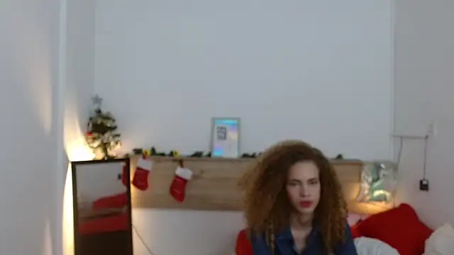 Snapshot of Zamu_1992 chatting on 12/17/24, 10:54 Zamu 1992 online show from 12/17/24, 10:54