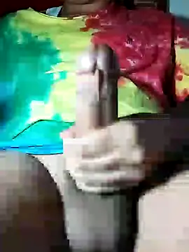 Snapshot of AlexisGomez00769 chatting on 01/26/25, 10:23 AlexisGomez00769 online show from 01/26/25, 10:23