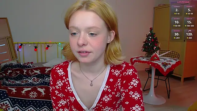 Snapshot of KatieMelone chatting on 12/19/24, 05:18 KatieMelone online show from 12/19/24, 05:18