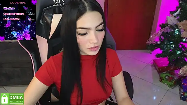 Snapshot of keity_moon chatting on 12/12/24, 02:44 keity moon online show from 12/12/24, 02:44