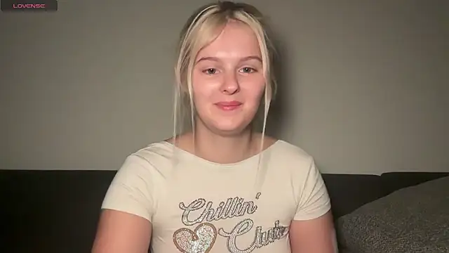 Allylove03 online show from 11/15/25, 06:37