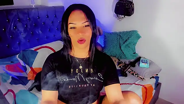 Zakura hot1 online show from 11/15/25, 08:33