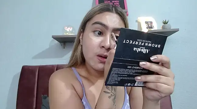 Miabonnett  online show from 01/17/25, 02:28